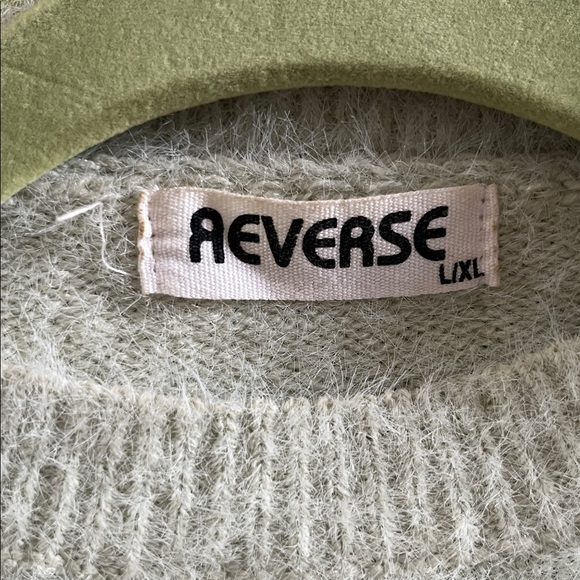 Green Sweater Set - Picture 4 of 5